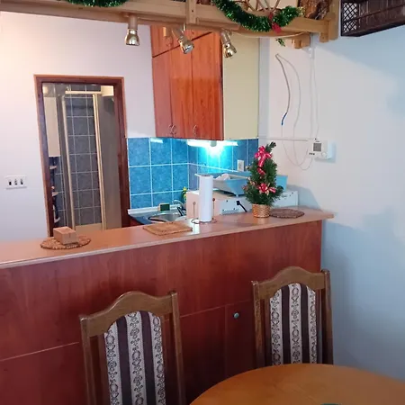 Apartman Tina * ياهورينا